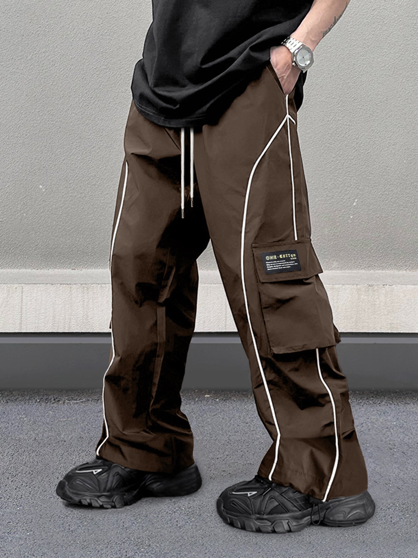 Men's Loose Letter Patched Contrast Binding Pocket  Cargo Pants