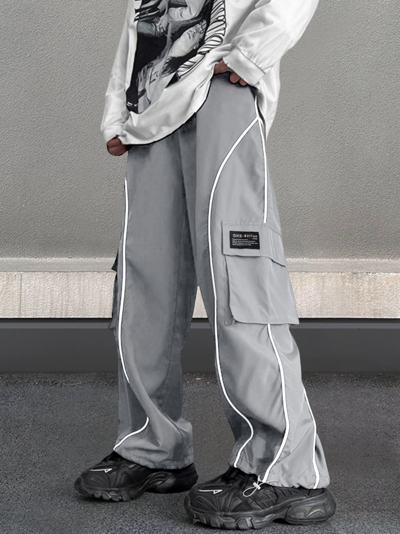 Men's Loose Letter Patched Contrast Binding Pocket  Cargo Pants