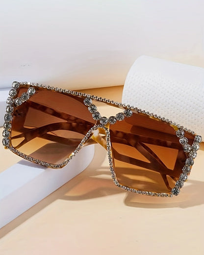 Women'S Geometric Oversized Frame with Rhinestone Accents