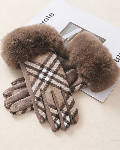 Color-Blocking Plaid German Fleece Touchscreen Full-Finger Gloves
