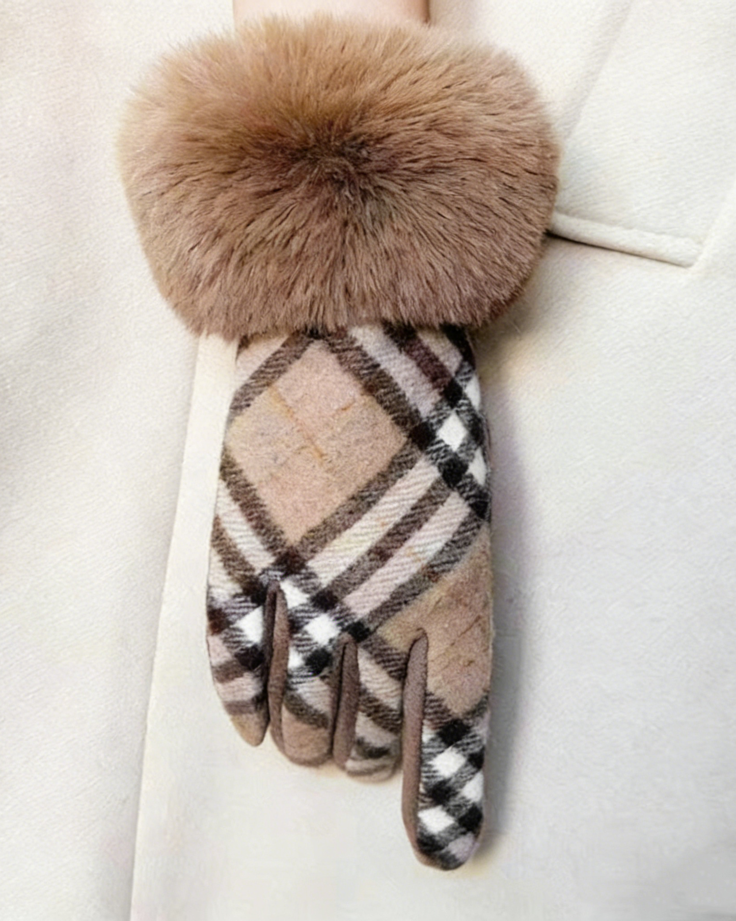 Color-Blocking Plaid German Fleece Touchscreen Full-Finger Gloves
