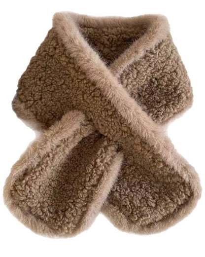 Lamb Wool Crisscross Snood Scarf